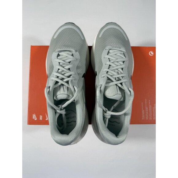 New Nike Revolution 7 Shoes Mens Size 7 Gray White Running Sneakers FB2207-011 - Picture 7 of 10